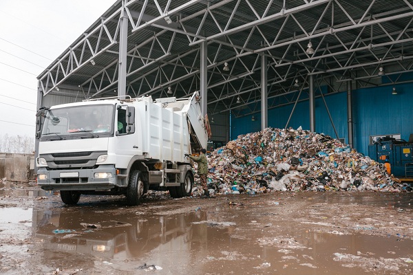 Bízza szakemberekre a hulladék és a veszélyes anyagok szállítását!